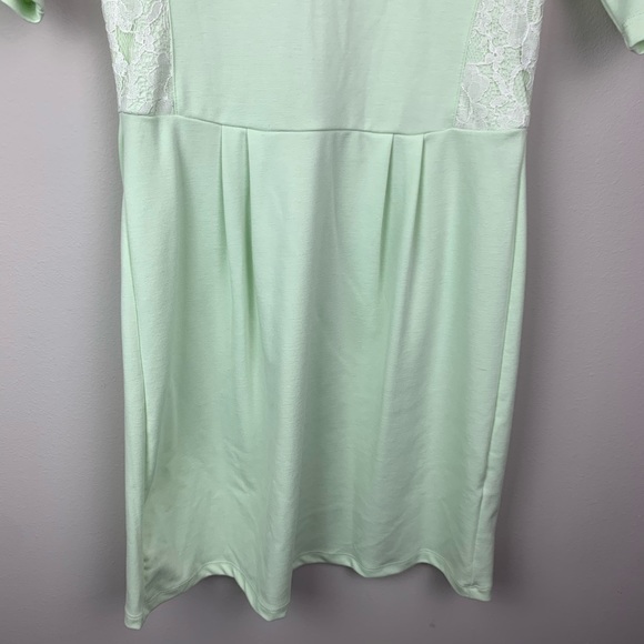 Altar’d State Fitted Lace Inset Pleated Dress - Picture 4 of 9